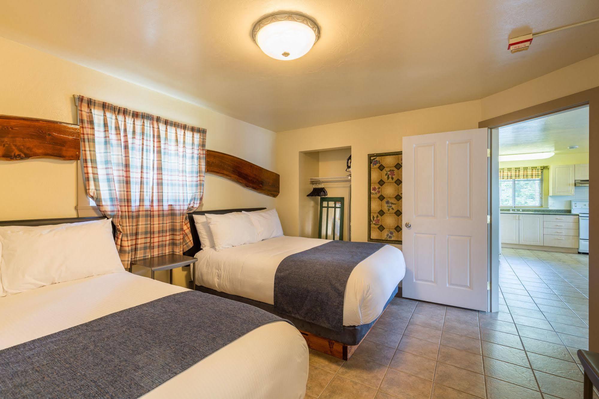 Egmont Motel Bathgate Marina المظهر الخارجي الصورة
